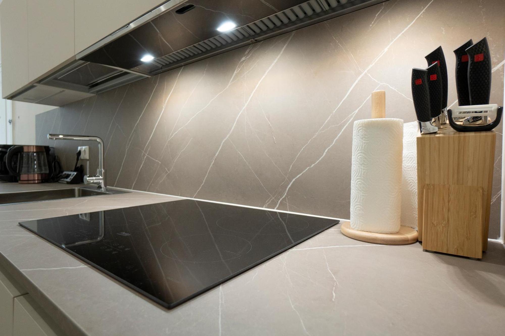 Fully Equipped, Renovated, Perfectly Located Flat Apartament